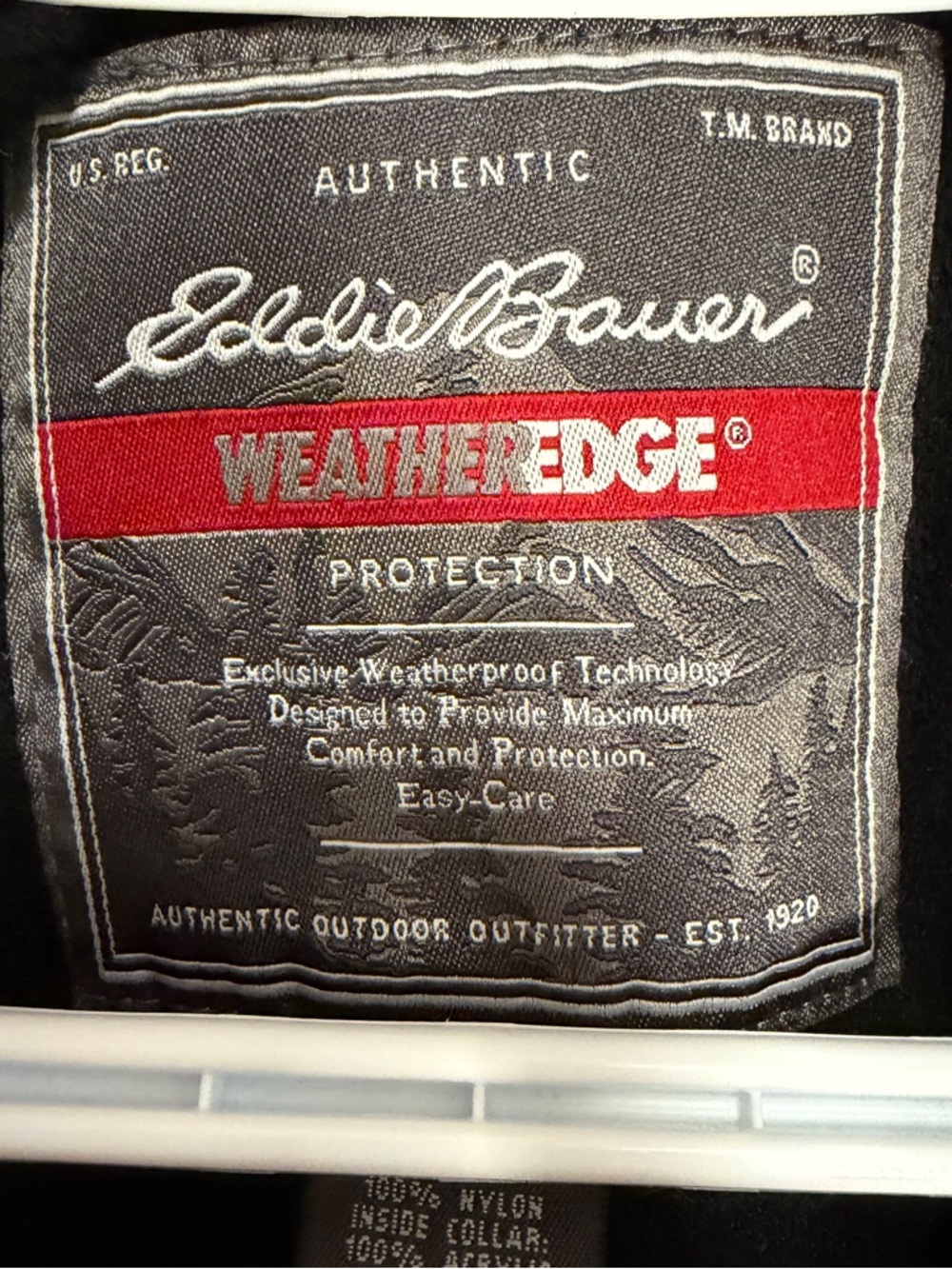 Eddie Bauer Men’s Weatheredge Jacket Size M Red Outdoor Weatherproof Hiking - Picture 3 of 5
